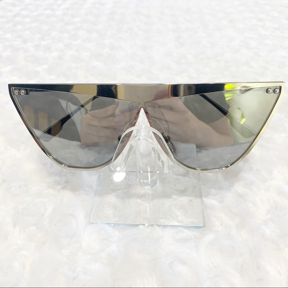 SILVER MODERN CAT EYE SUNGLASSES | NWOT